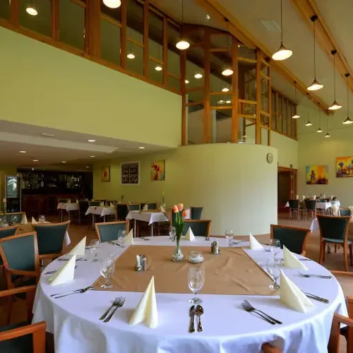 panorama-hotel-noszvaj-260885-850x500